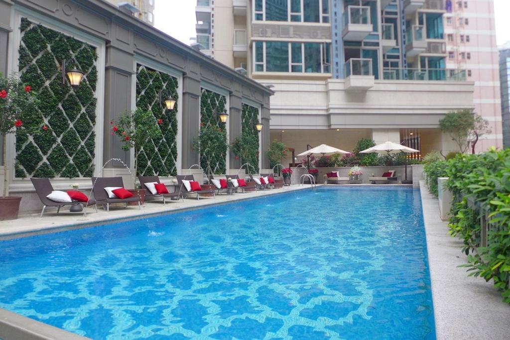 Incredible Chinese Luxury * Hong Kong